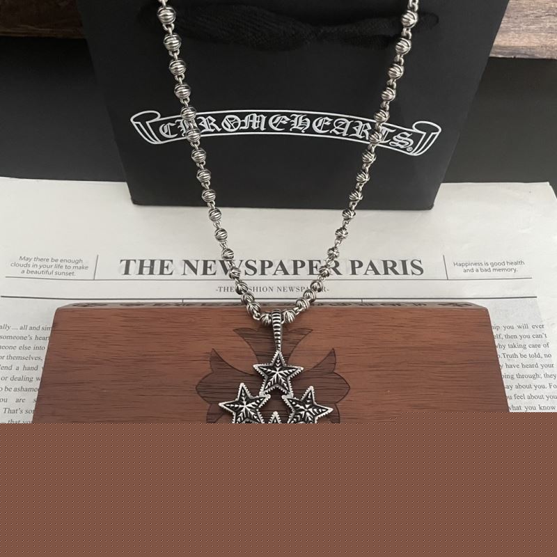 Ch**me He**ts necklaces